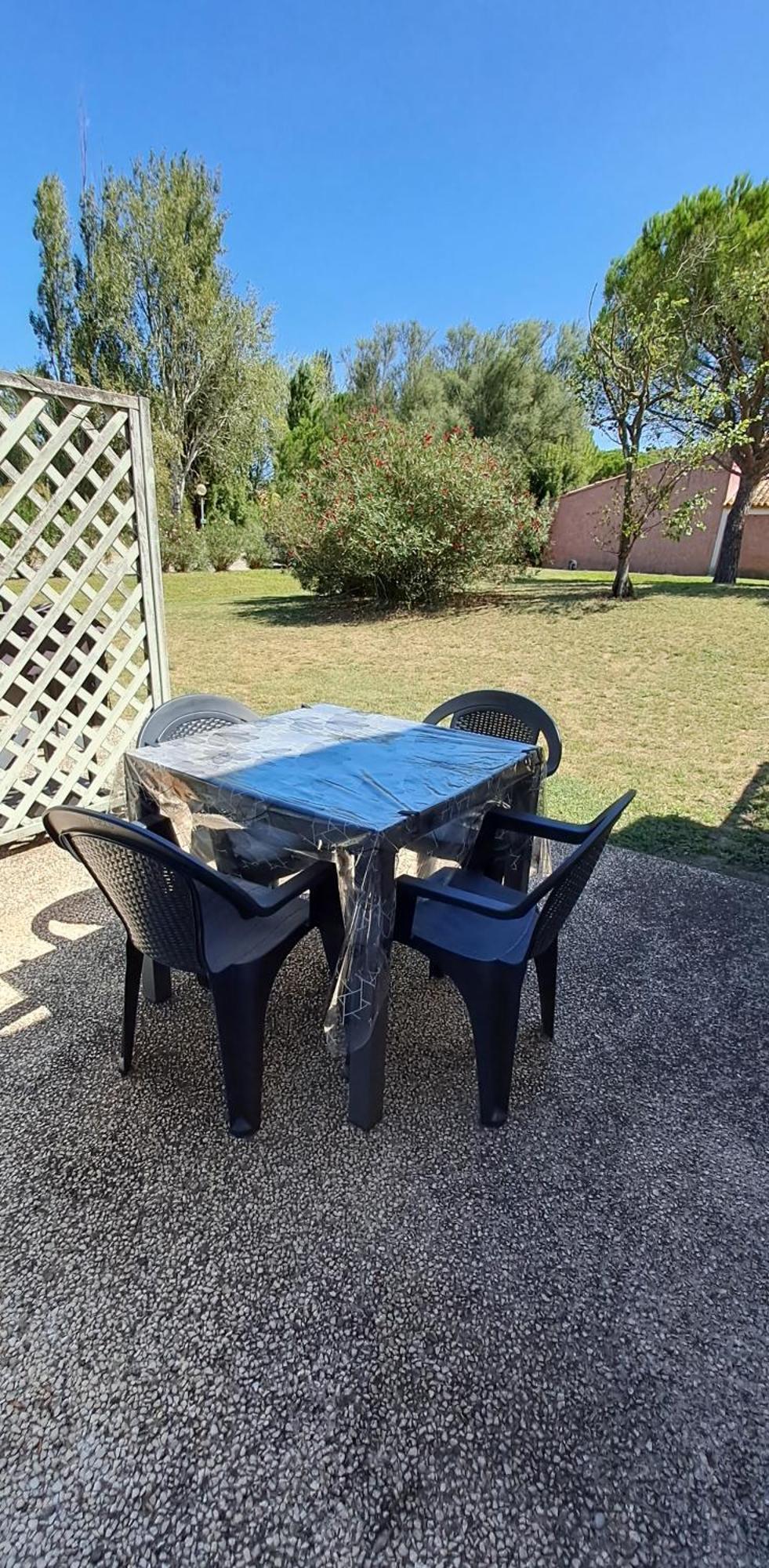 Appartement Residence De Vacances Les Hameaux De Camargue アルル エクステリア 写真